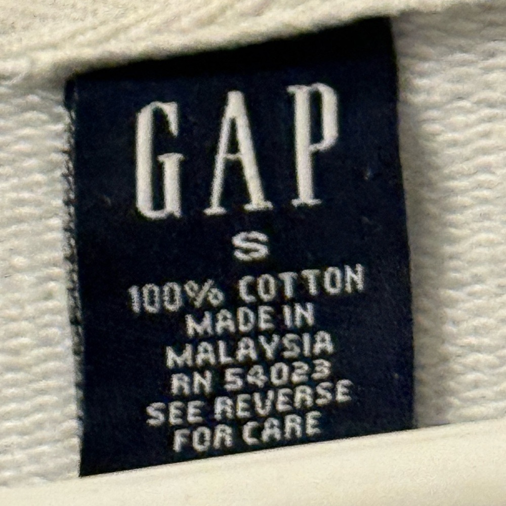 Vintage “GAP” White Hooded Zip Up Sweatshirt- Size: S - Picture 2 of 10